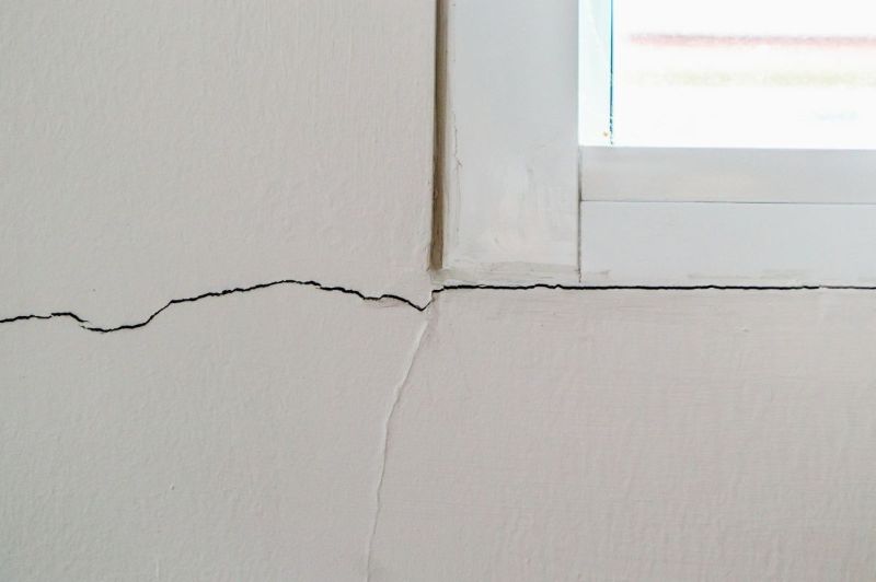 8 common signs of foundation damage
